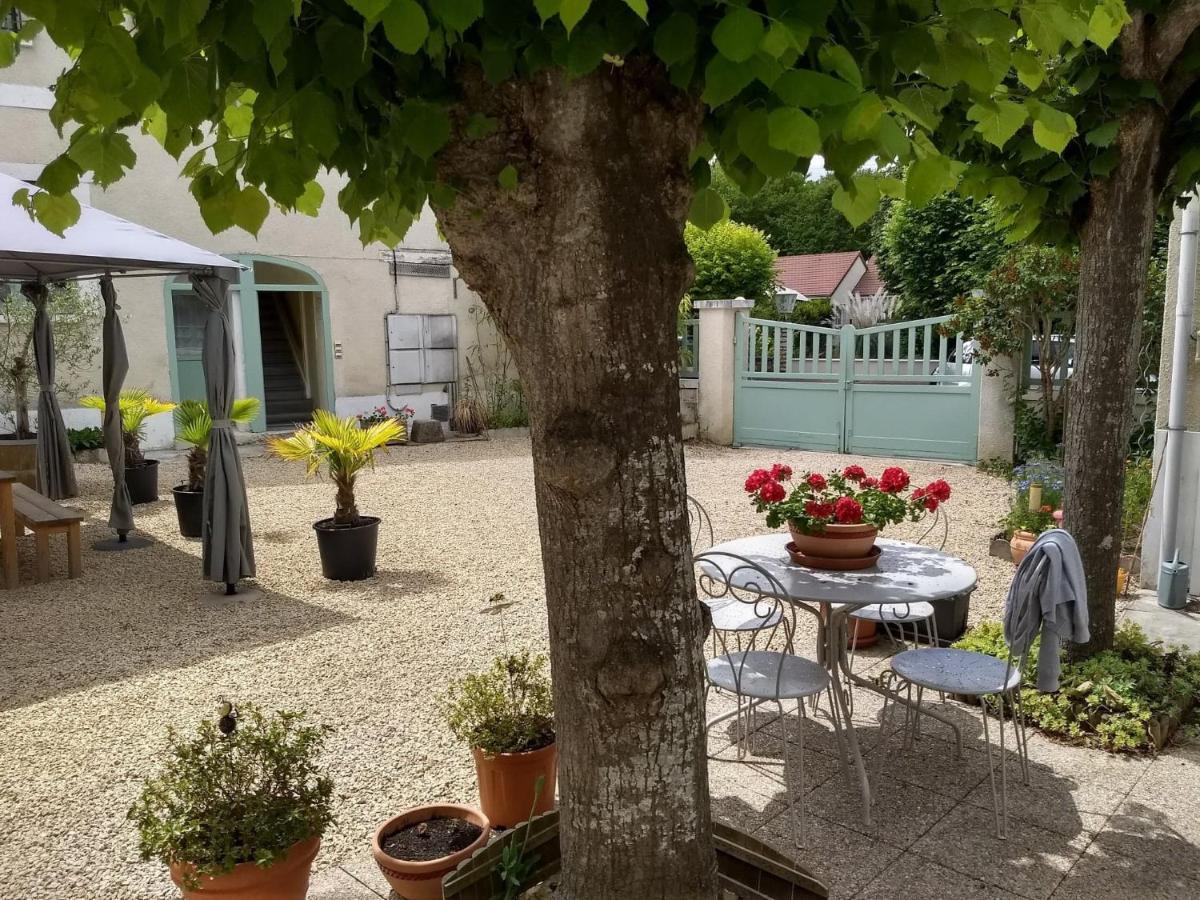 Quelques Fleurs Aparthotel La Roche-Posay Εξωτερικό φωτογραφία