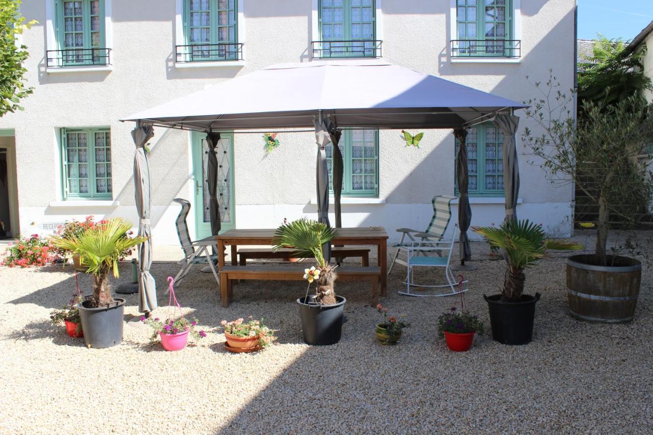 Quelques Fleurs Aparthotel La Roche-Posay Εξωτερικό φωτογραφία